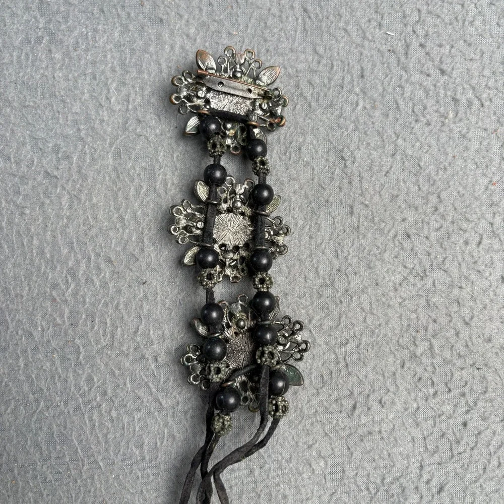 N/A vintage style